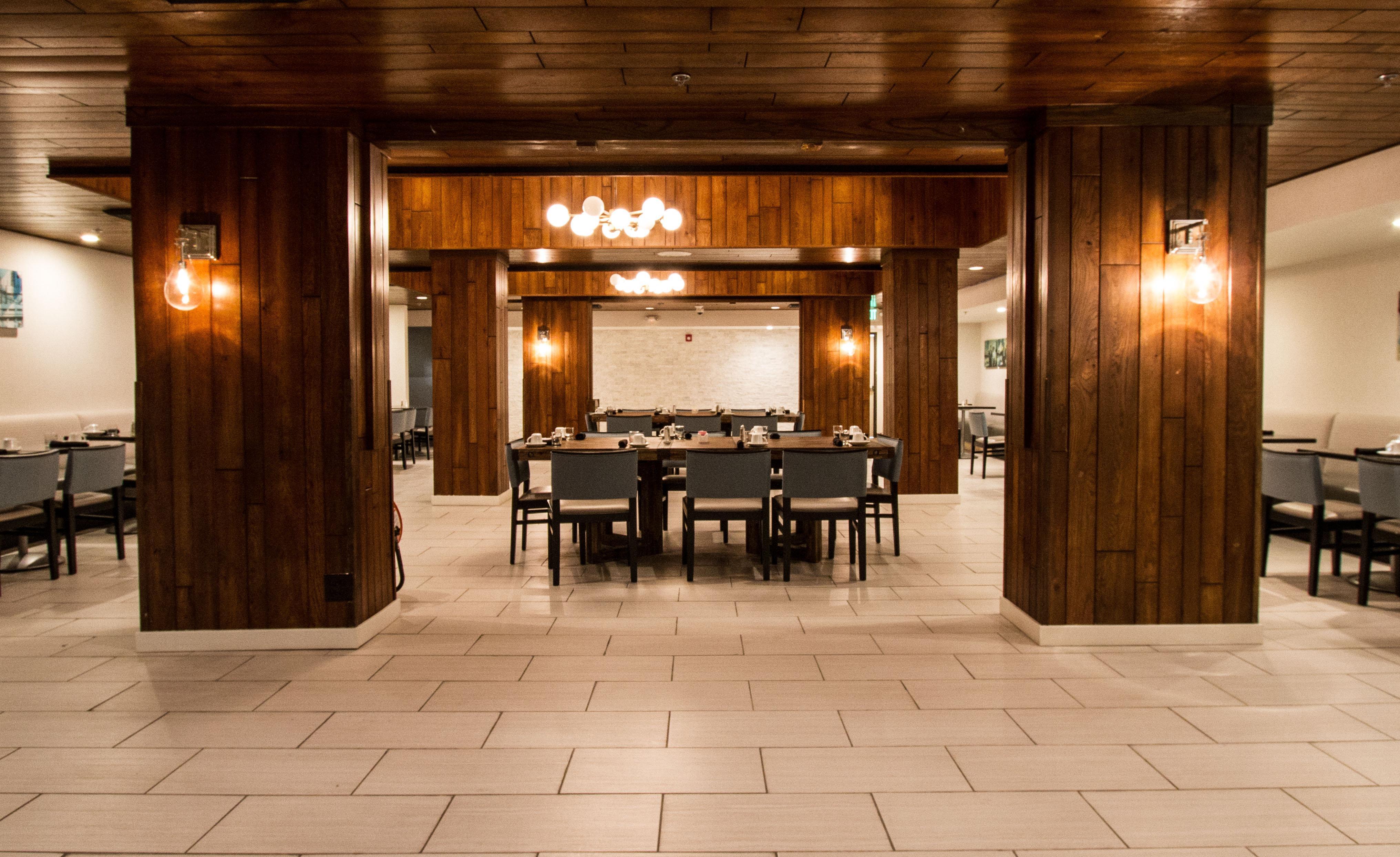 Holiday Inn Victorville By Ihg Bagian luar foto