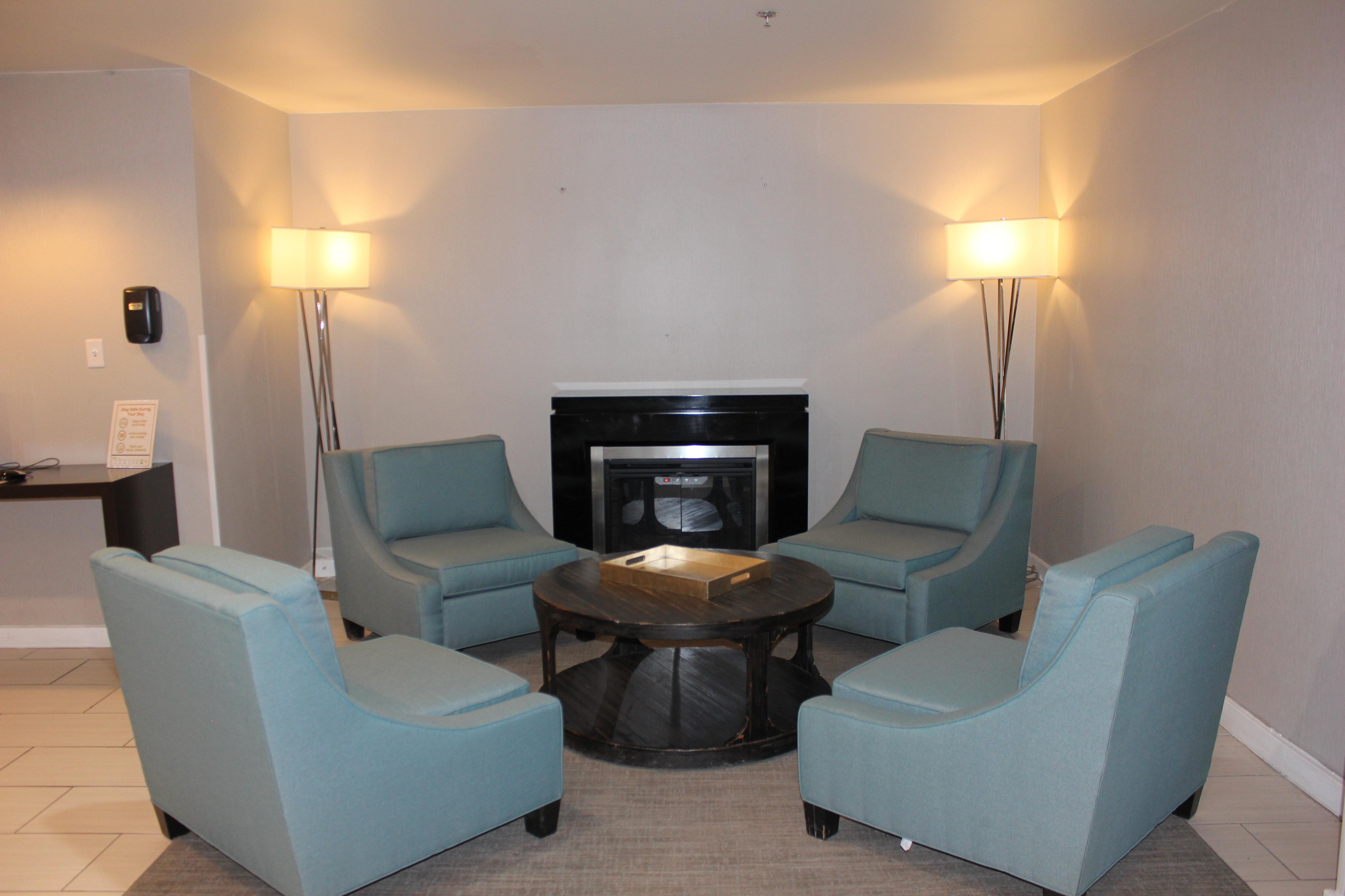 Holiday Inn Victorville By Ihg Bagian luar foto