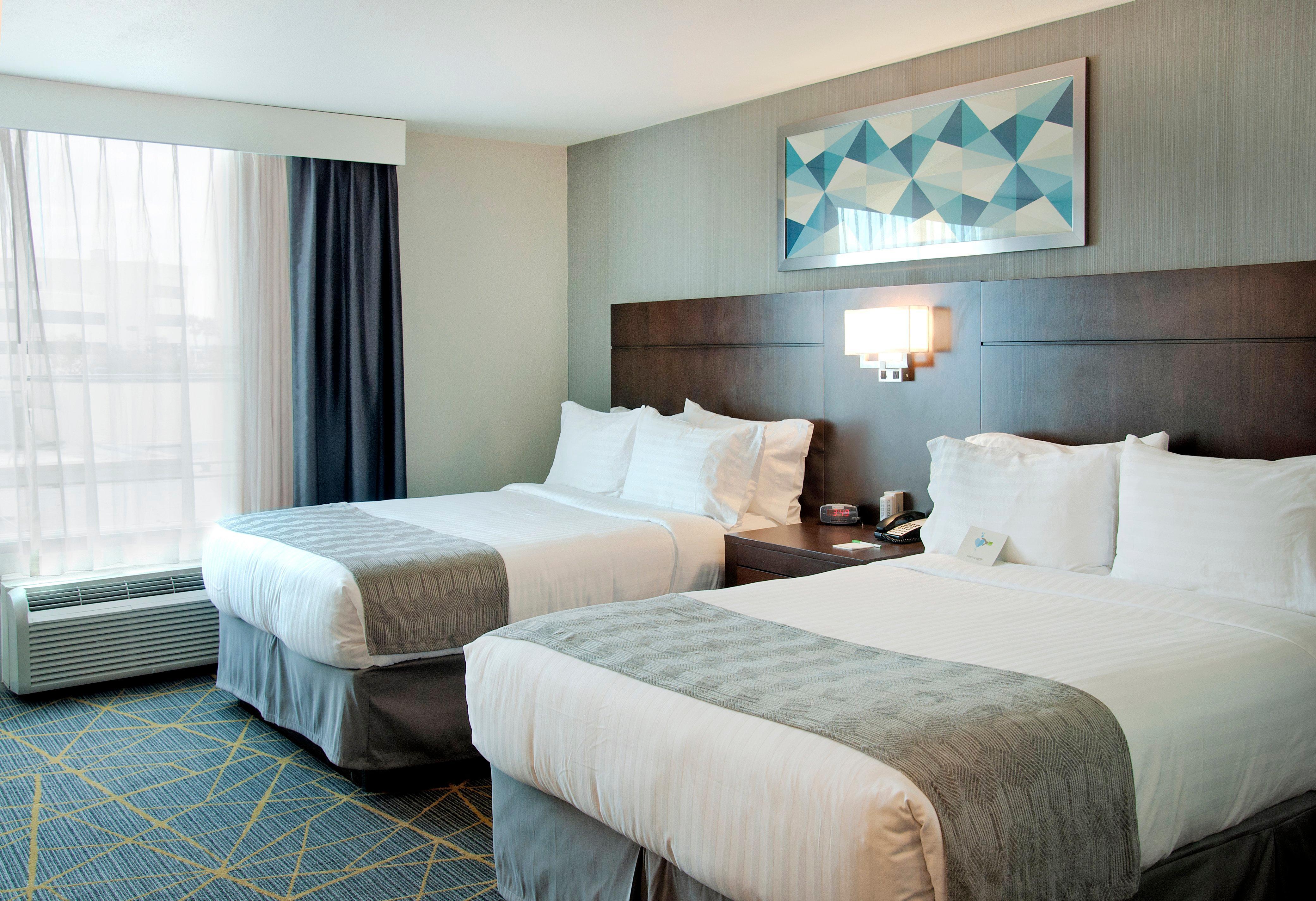 Holiday Inn Victorville By Ihg Bagian luar foto